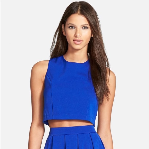 Tops - Leith blue crop top